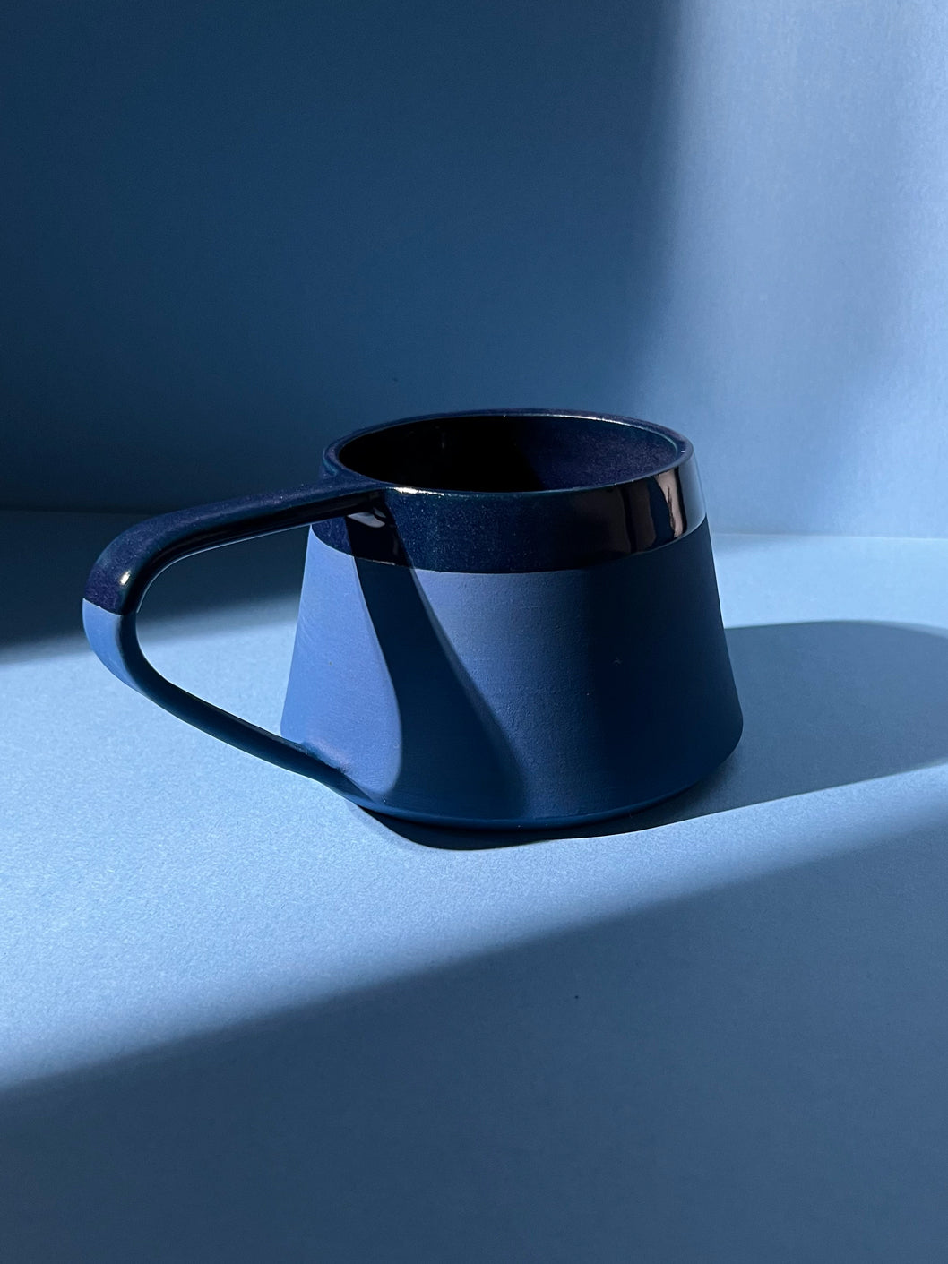 Noche Angled Mug