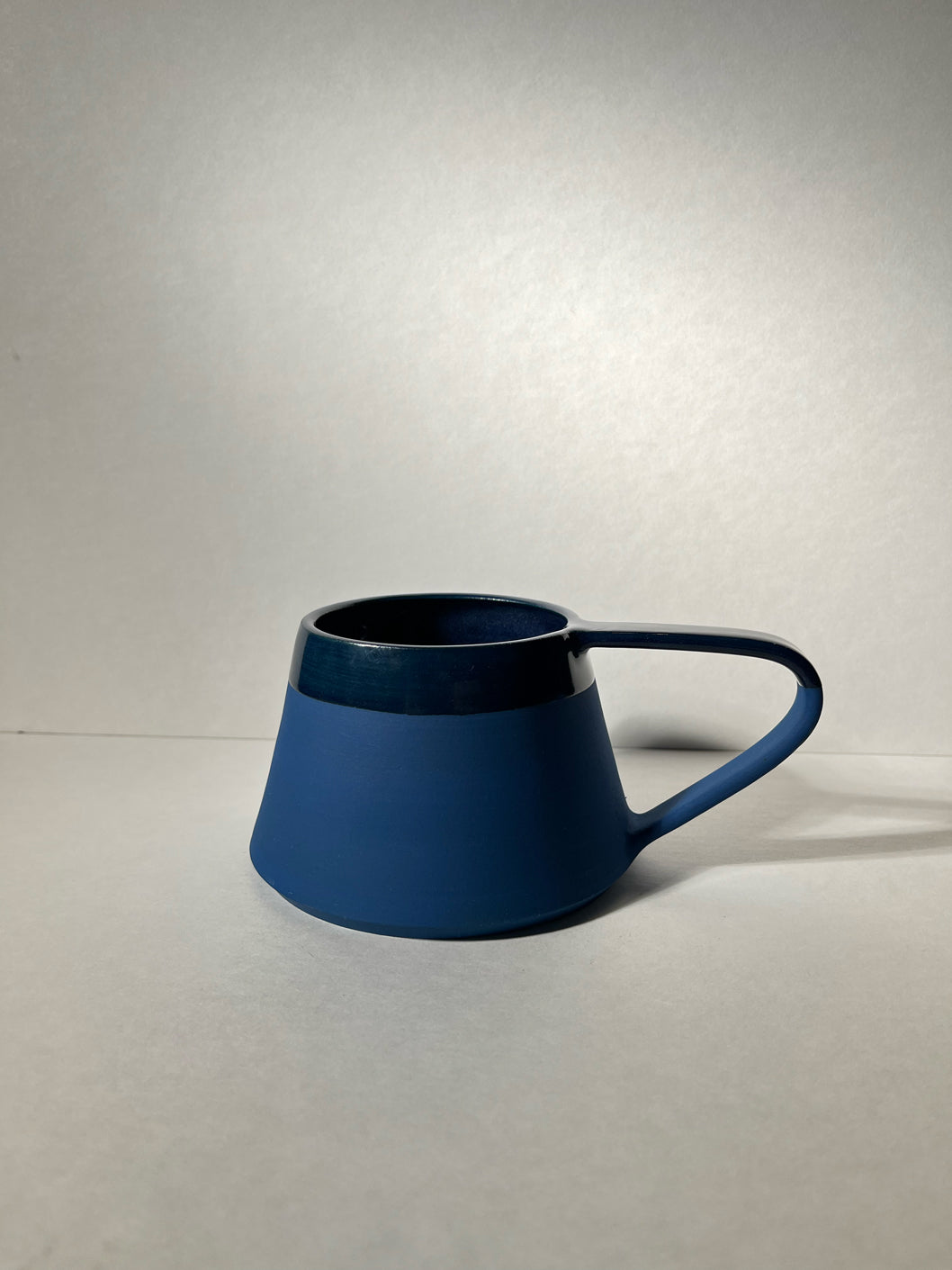 Noche Angled Mug