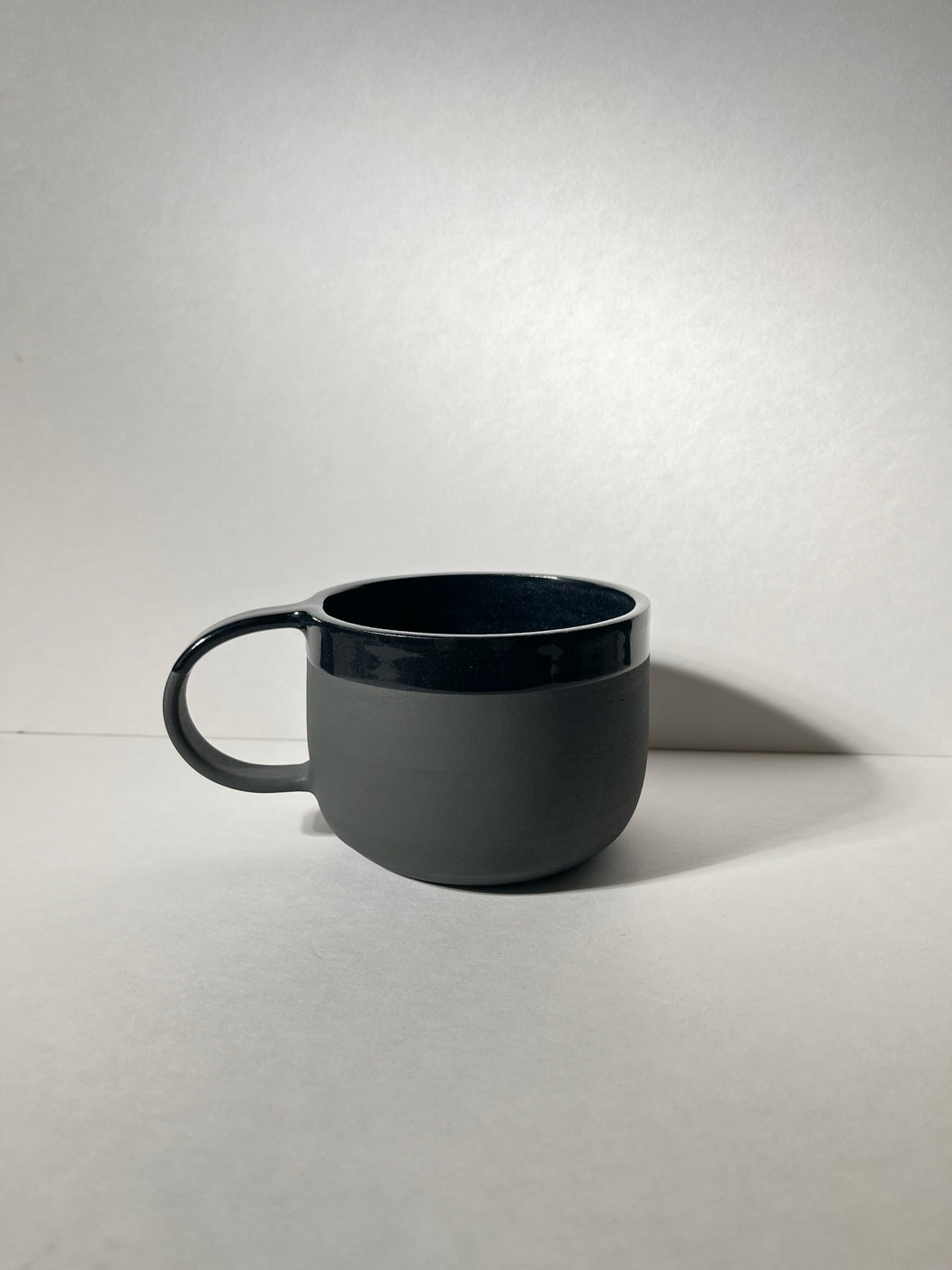 Onyx Rounded Mug