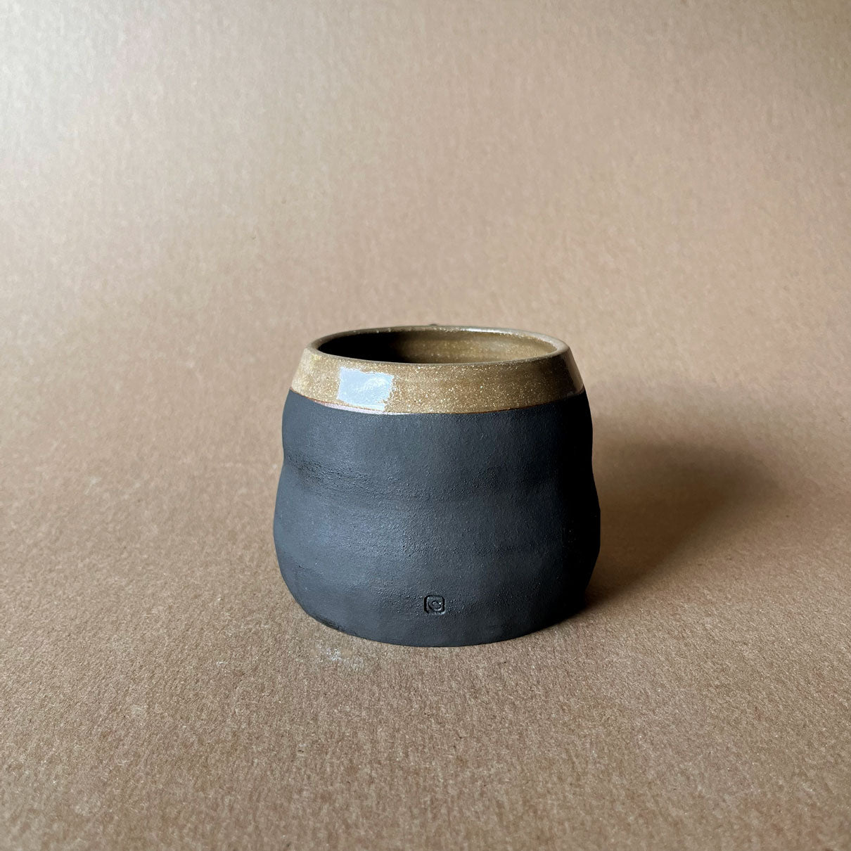 Sombra Baza Mug - A