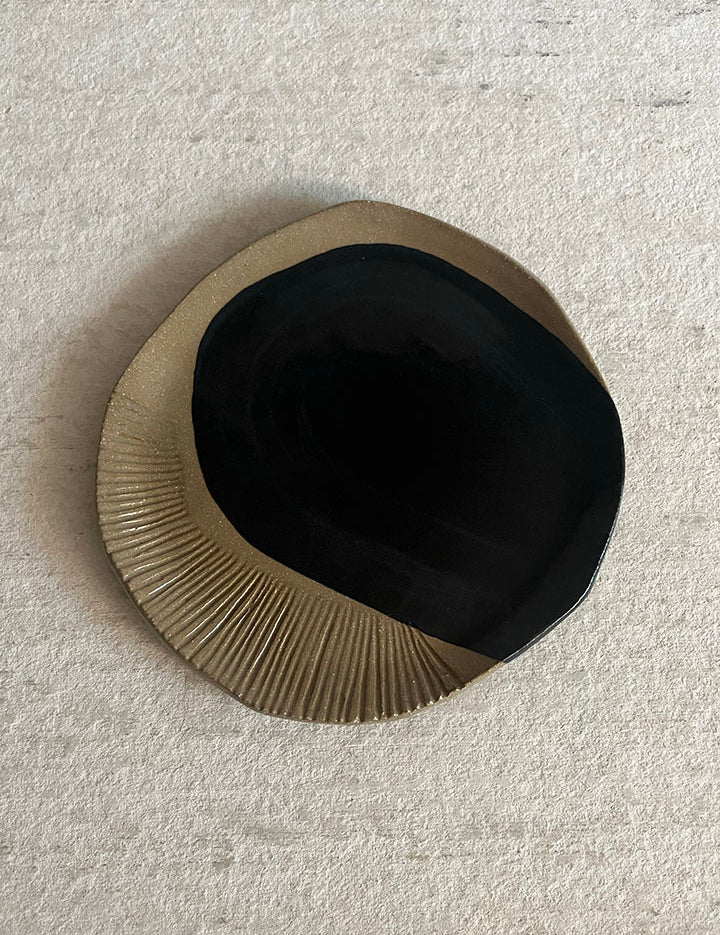 AetherNoir_Plat-1.jpg