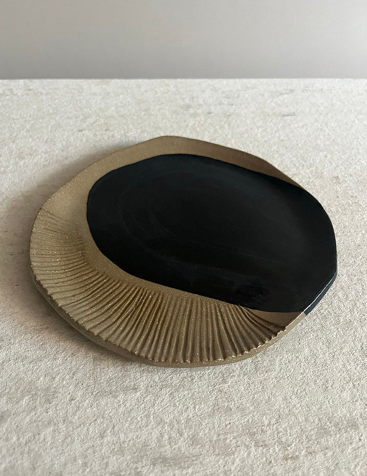 AetherNoir_Plat-2.jpg