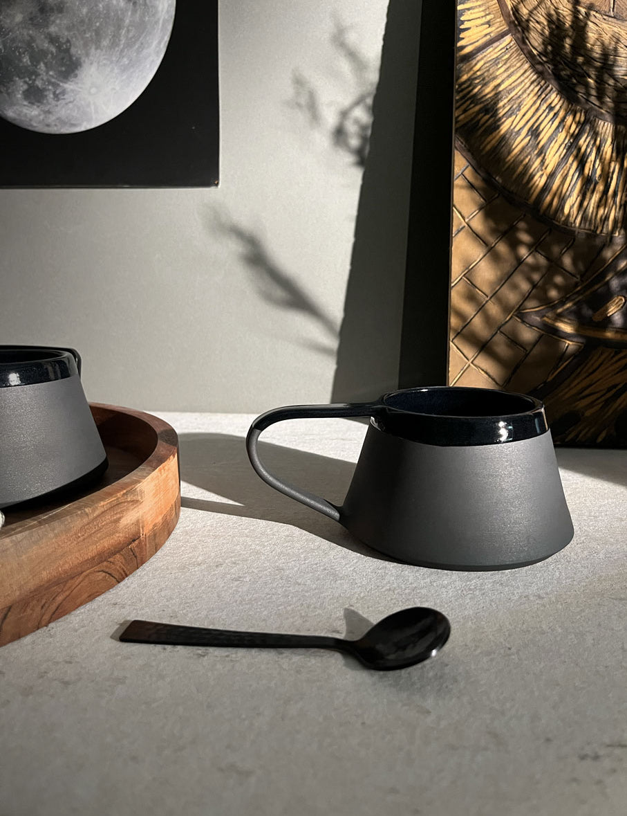Onyx_AngledMug_17.jpg