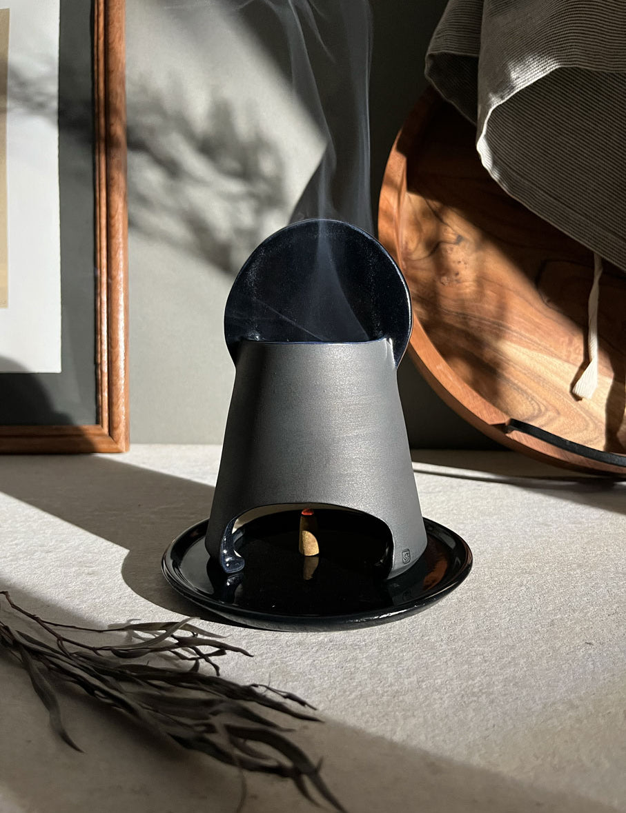 Onyx_Incense_6.jpg