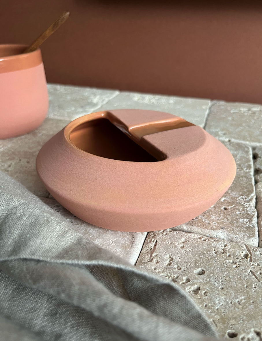 Peaches_Ashtray_11.jpg