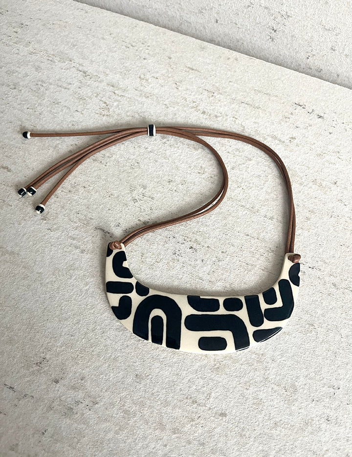 Runa_Necklace_Gorget_1.jpg