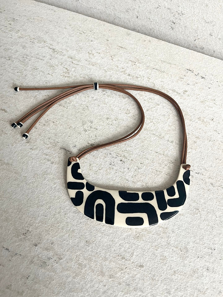 Runa Gorget