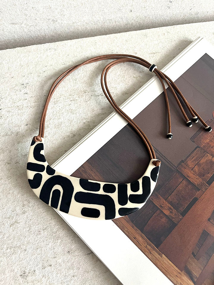 Runa Gorget