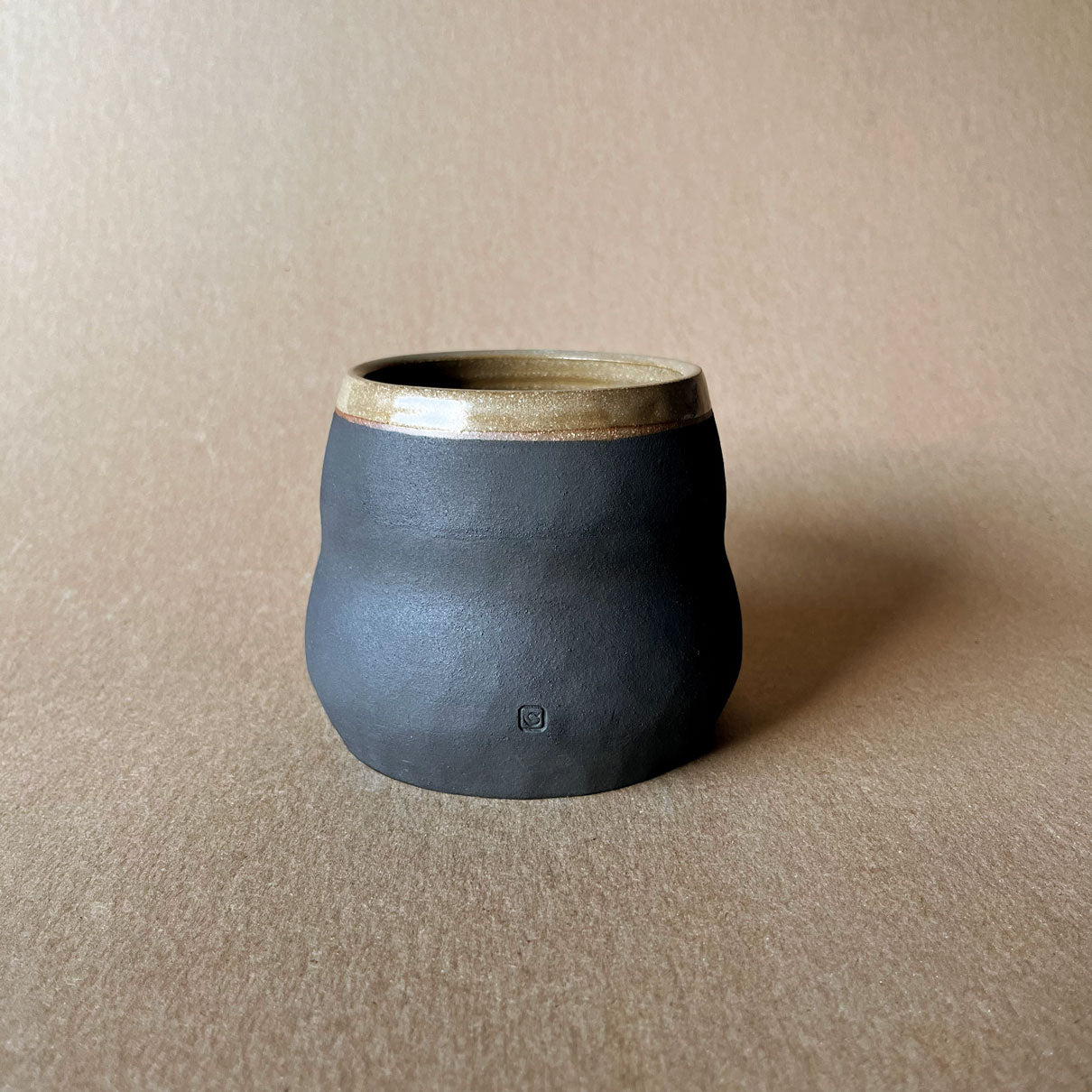Sombra Baza Mug - B