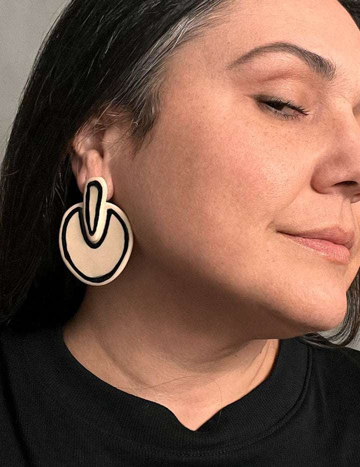 Tinta_Earring_Eje_1.jpg