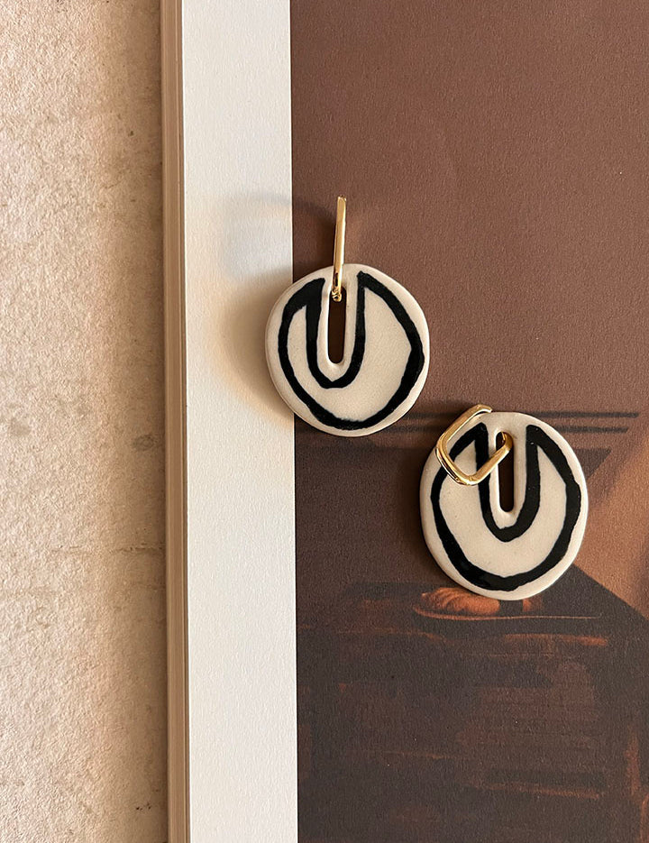 Tinta_Earring_Link_2_884006e7-6763-4bb5-a12c-1588bbd24eb5.jpg