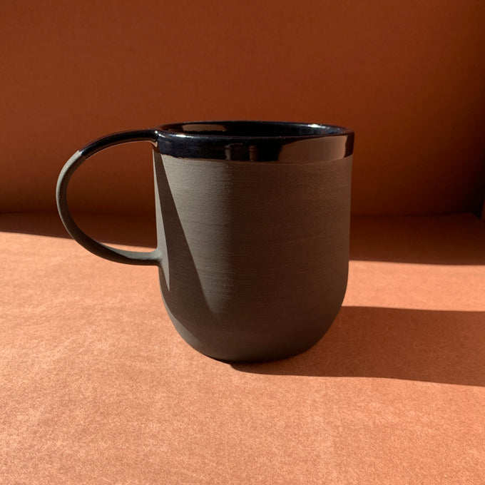 onyx alto mug